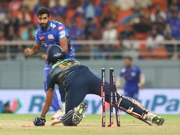 ഐപിഎൽ എലിമിനേറ്റർ മാച്ചിൽ നിന്നും