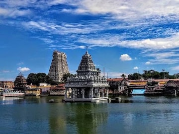 കന്യാകുമാരിയിലെ ശുചീന്ദ്രം ക്ഷേത്രം