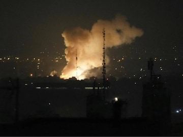 ആക്രമണം തടയാന്‍ വ്യോമപ്രതിരോധ സംവിധാനങ്ങള്‍ പ്രവര്‍ത്തനക്ഷമമാക്കി (Photo: AP)