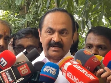 വി ഡി സതീശൻ