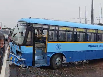 അപകടത്തിൽപെട്ട ബസ് അപകടത്തിൽപെട്ട ബസ്