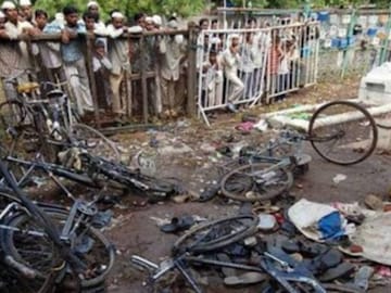 ആ​റു​പേ​ർ മ​രി​ക്കു​ക​യും 100 ലേ​റെ പേ​ർ​ക്ക്​ പ​രി​ക്കേ​ൽ​ക്കു​ക​യും ചെ​യ്തു File pic/PTI