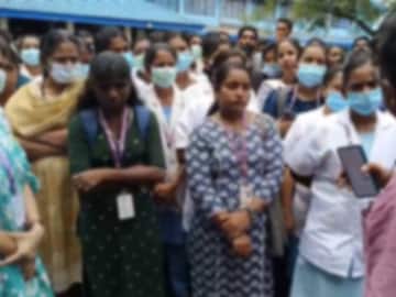 മഞ്ചേരി മെഡിക്കൽ കോളേജിലെ ജീവനക്കാർ