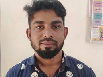 പി എ സലീം