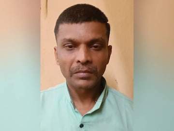 ബിനീഷ് കുമാർ 