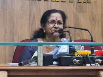 ലസിത നായർ ലസിത നായർ