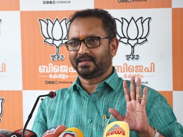 കെ സുരേന്ദ്രൻ കെ സുരേന്ദ്രൻ