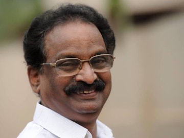 എ കെ ബാലൻ