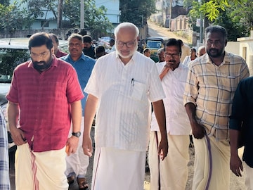 സിപിഎം നേതാക്കളുടെ ഗൃഹസന്ദർശനം