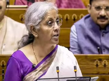 നിർ‌മല സീതാരാമൻ 