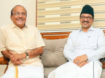 പി കെ കുഞ്ഞാലിക്കുട്ടി, പാണക്കാട് സയ്യിദ് സാദിഖലി ശിഹാബ് തങ്ങൾ 